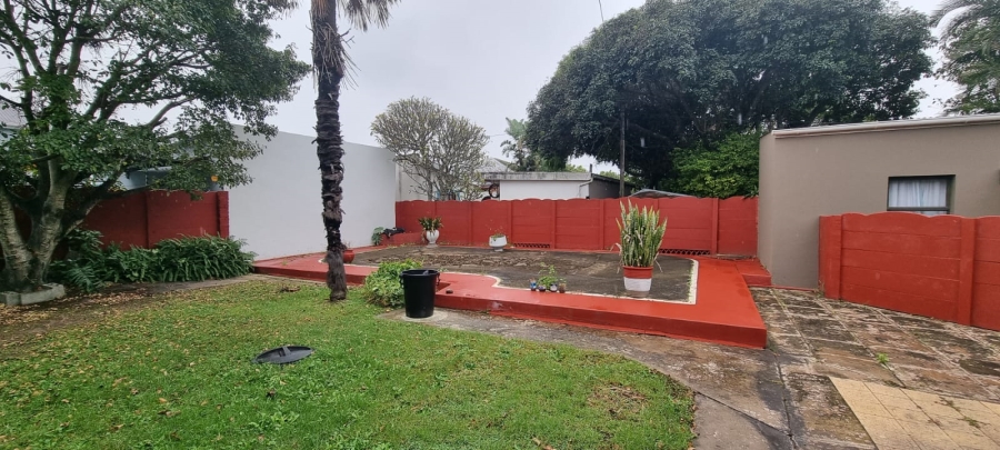 To Let 4 Bedroom Property for Rent in Berea Eastern Cape